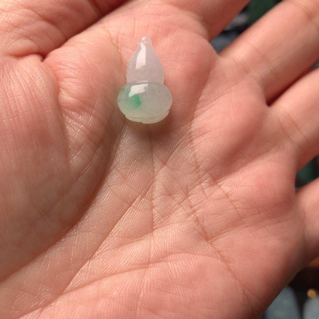 翡翠未镶嵌颈饰缅甸翡翠A货吊坠