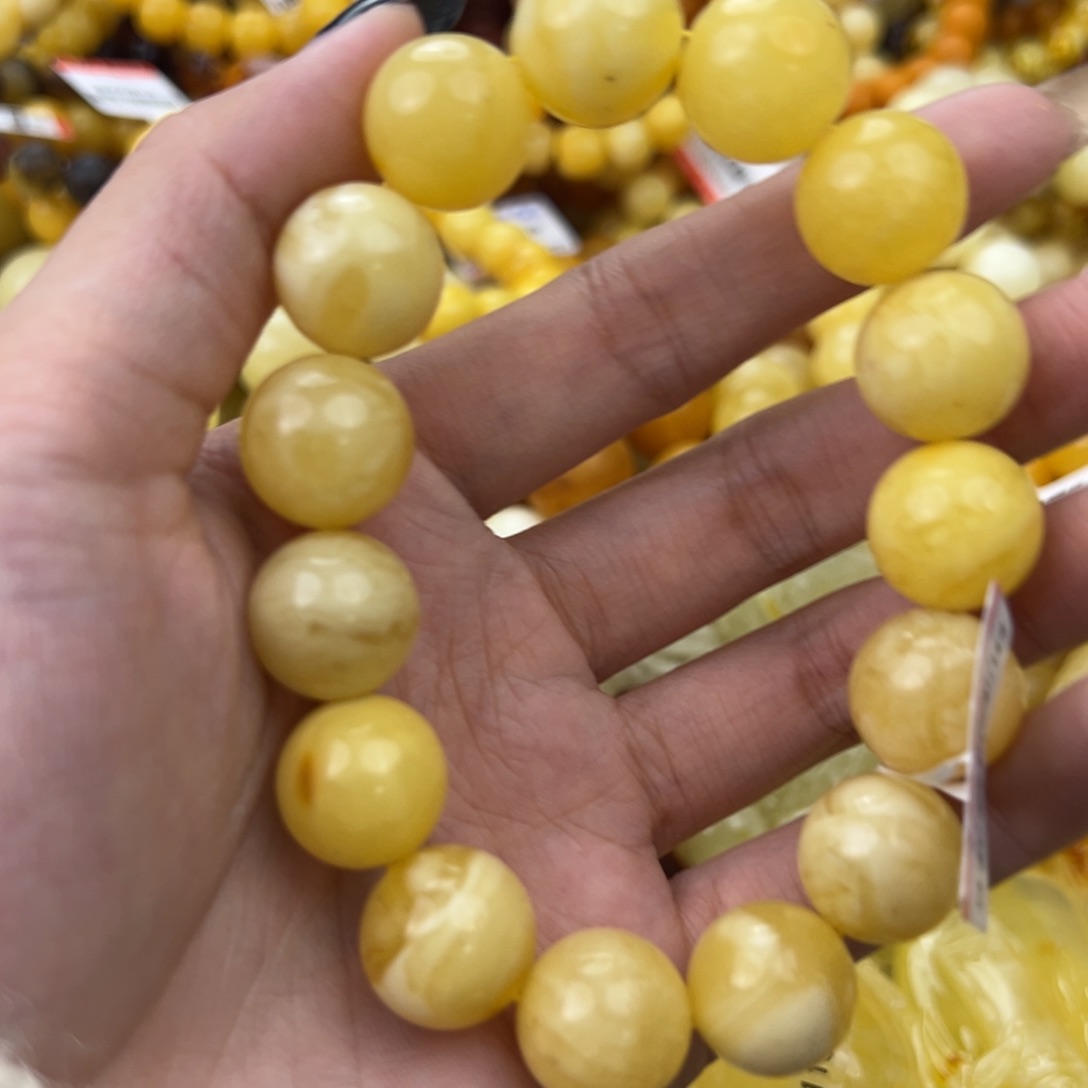 琥珀珠宝奇石未镶嵌