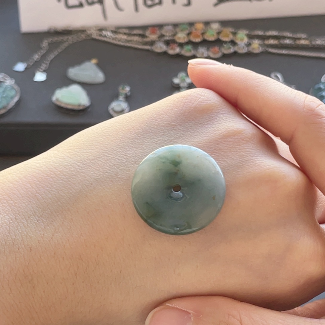 翡翠颈饰未镶嵌福利