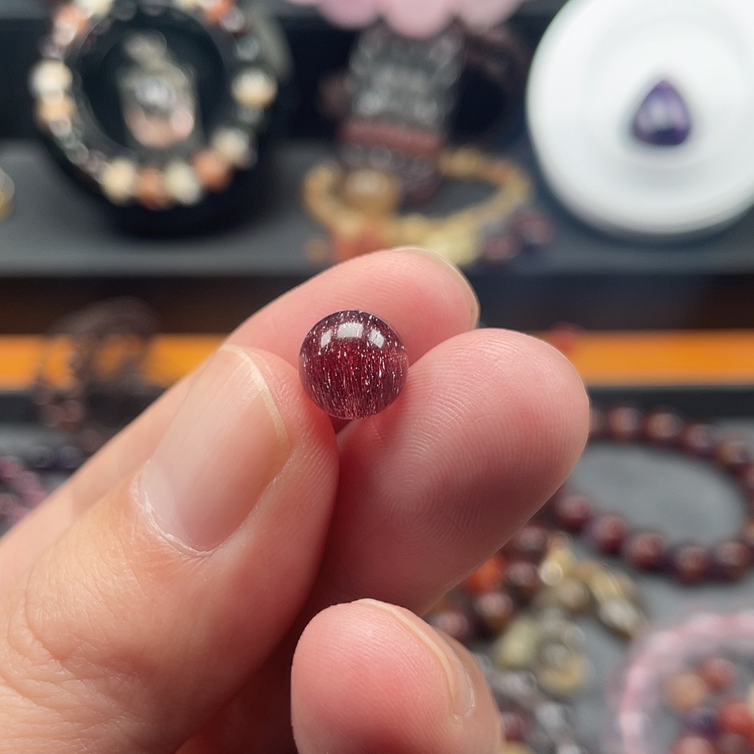 三***觉水晶吊坠(不含链)未镶嵌红超七单珠