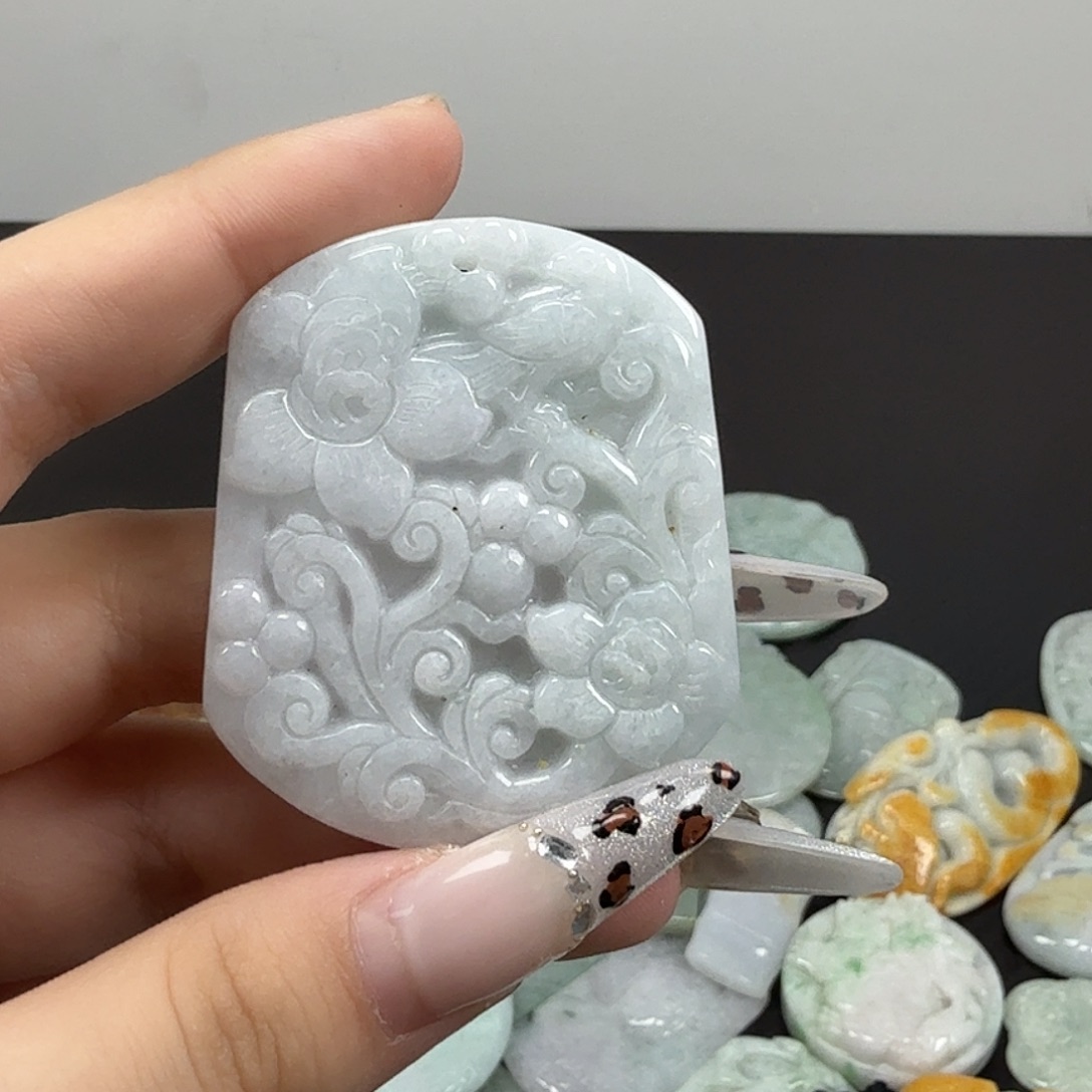 翡翠未镶嵌耳饰翡翠