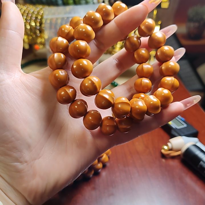 吊坠猴头核桃大鲨鱼手串