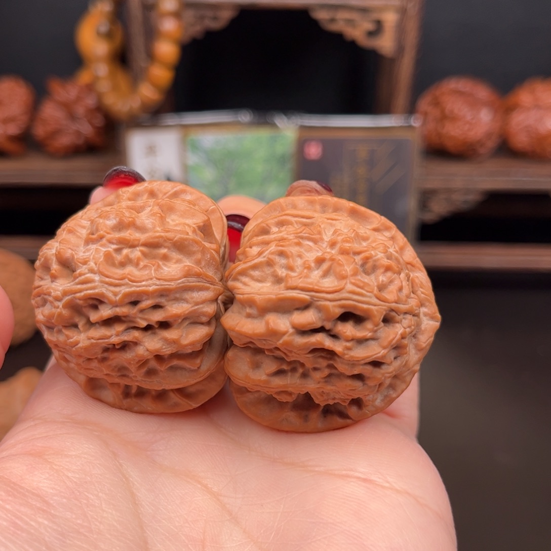 桃核把件聚***社三角白高货