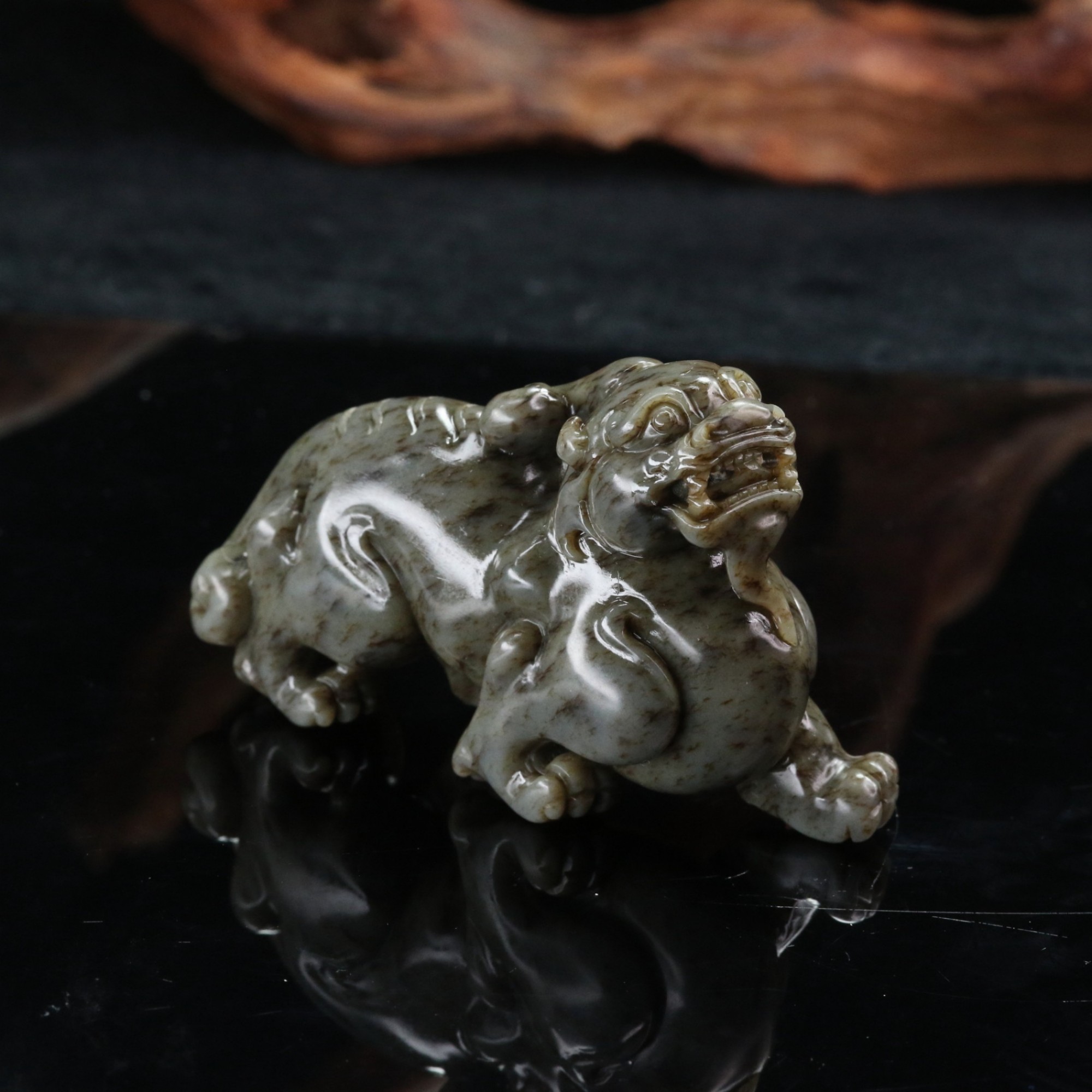 25和田玉老糖貔貅/000411上海嘉禾拍卖