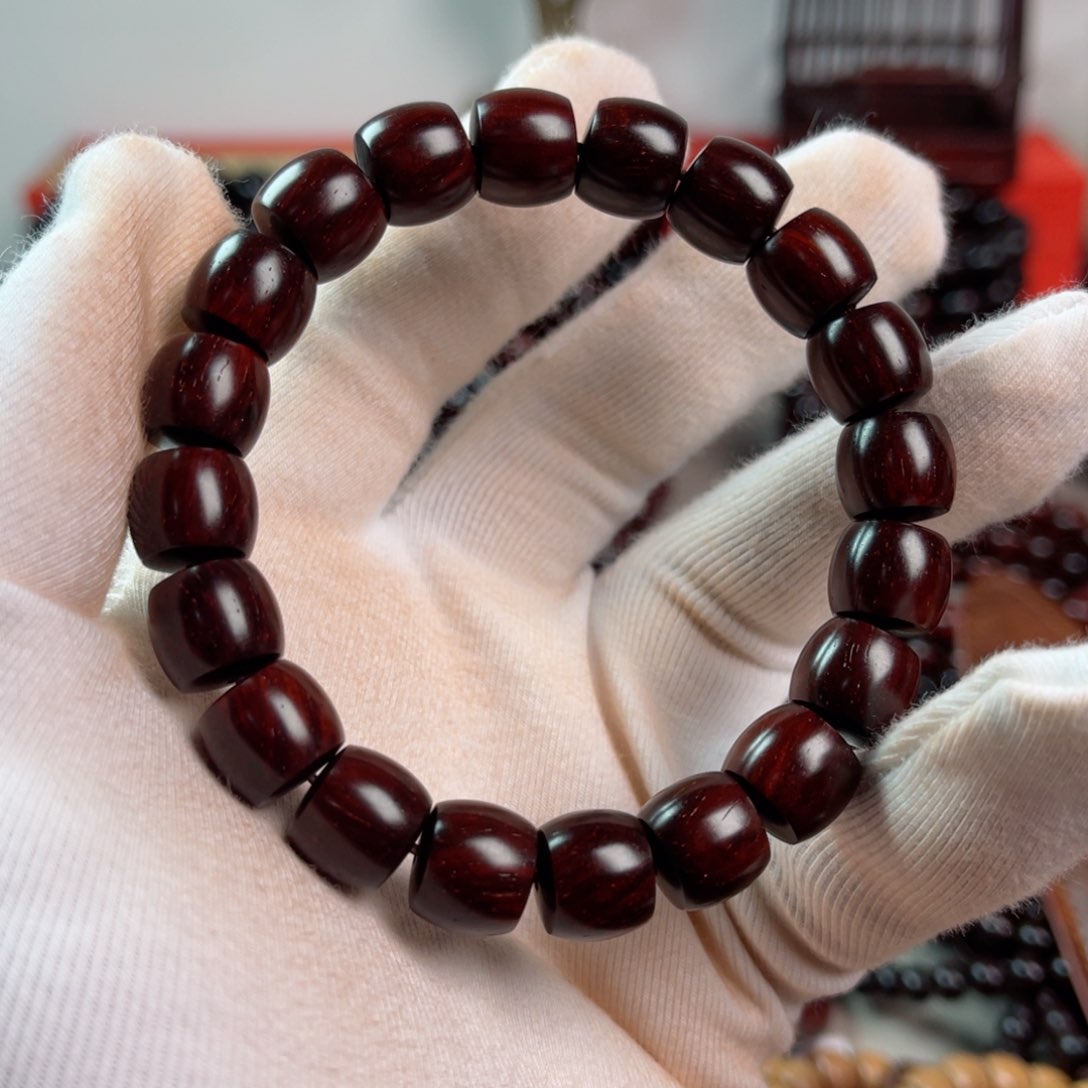 小叶紫檀手串/手链10/11直切高油密金星