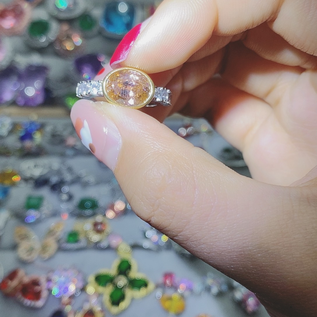 【闪购商品】托帕石耳饰银S925镶嵌