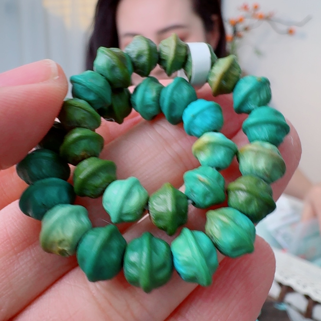 绿松石未镶嵌挂件