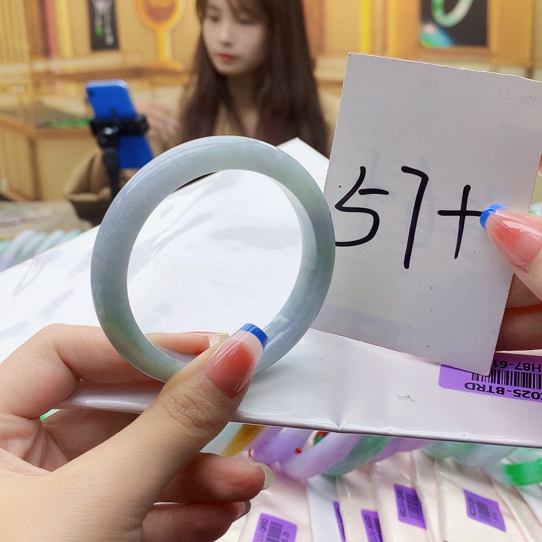 翡翠未镶嵌手镯00009877899000