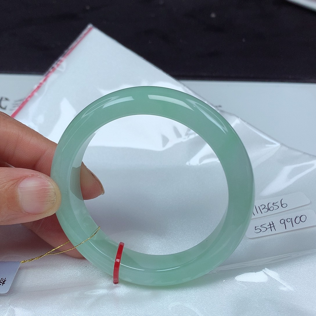 翡翠手镯未镶嵌55圈3656