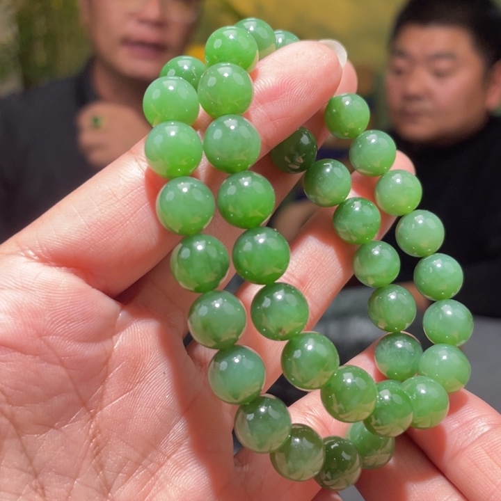 和田玉未镶嵌颈饰多样性发货，发其一