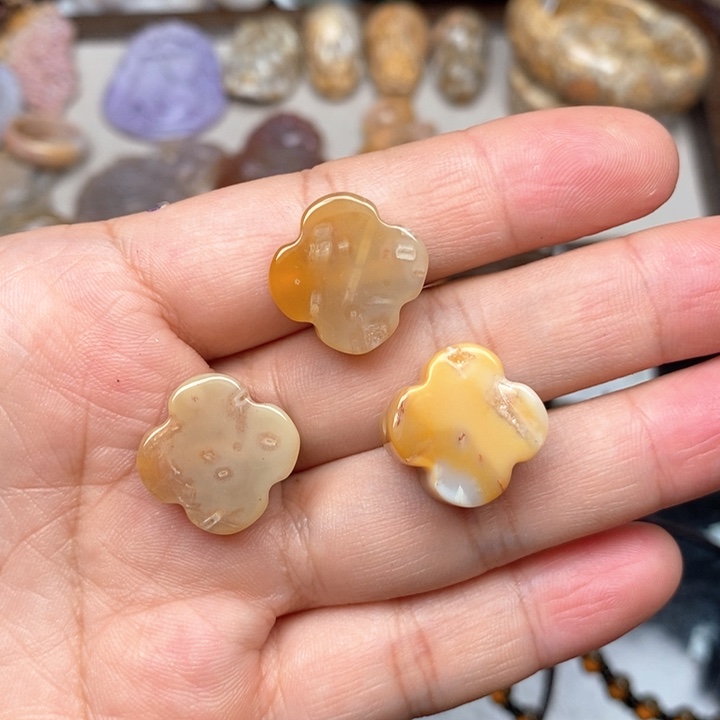 硅化珊瑚（珊瑚玉）手镯未镶嵌