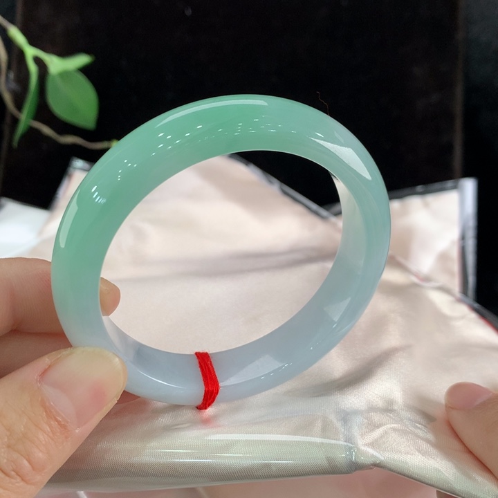 翡翠手镯未镶嵌111/5834