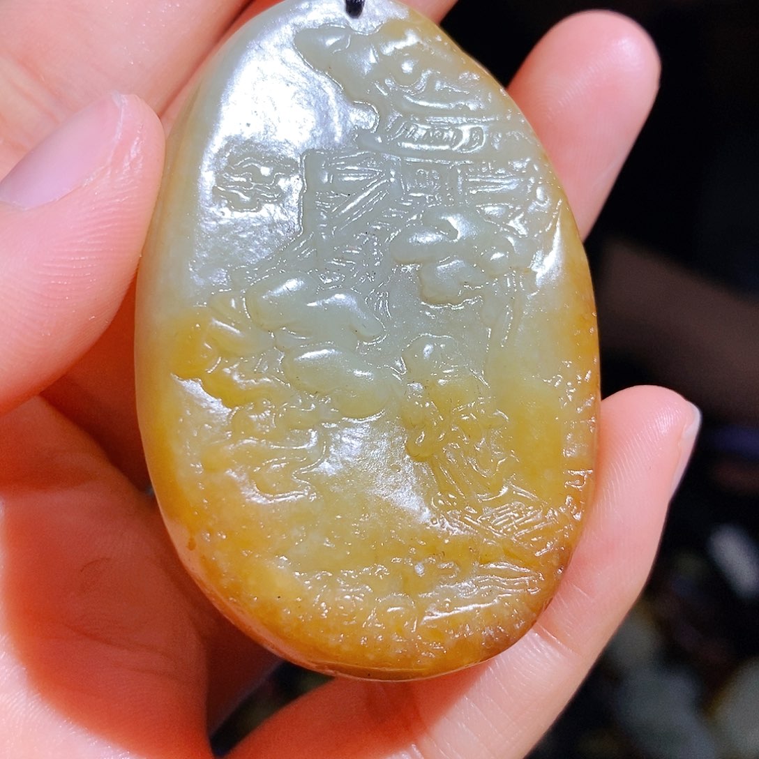 和田玉颈饰未镶嵌