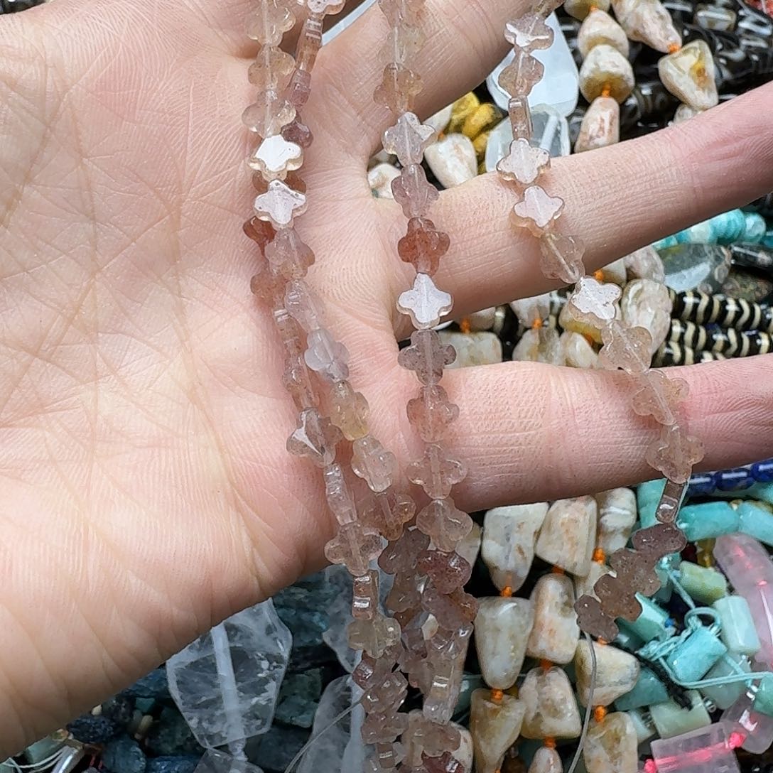 玛瑙/玉髓合金珠宝半成品一条7mm草莓晶四叶草