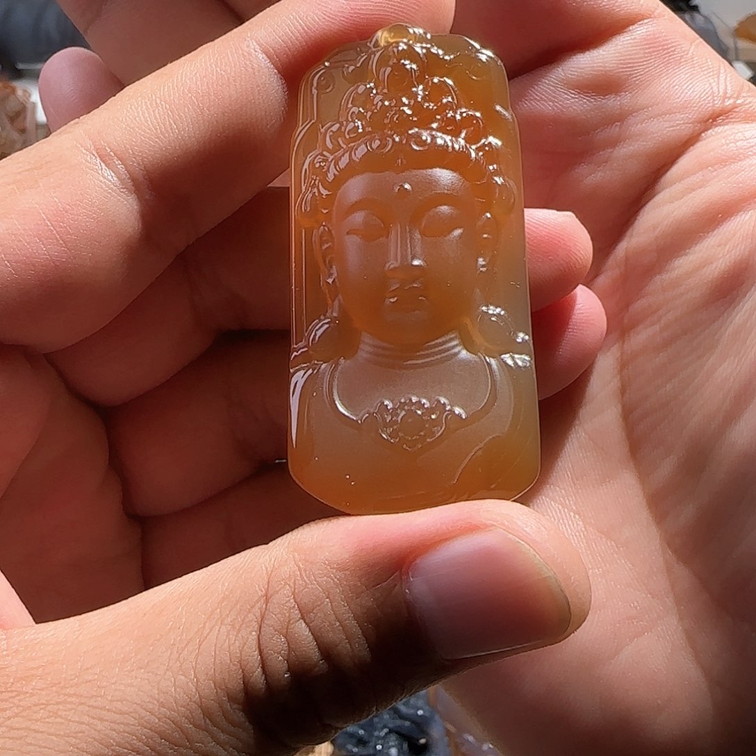 玛瑙/玉髓颈饰未镶嵌认***山