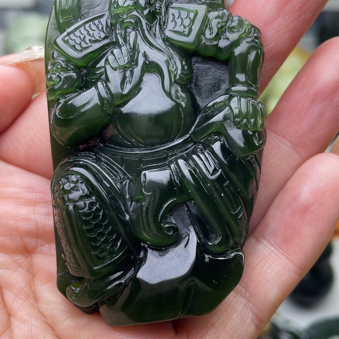 江***任和田玉未镶嵌颈饰