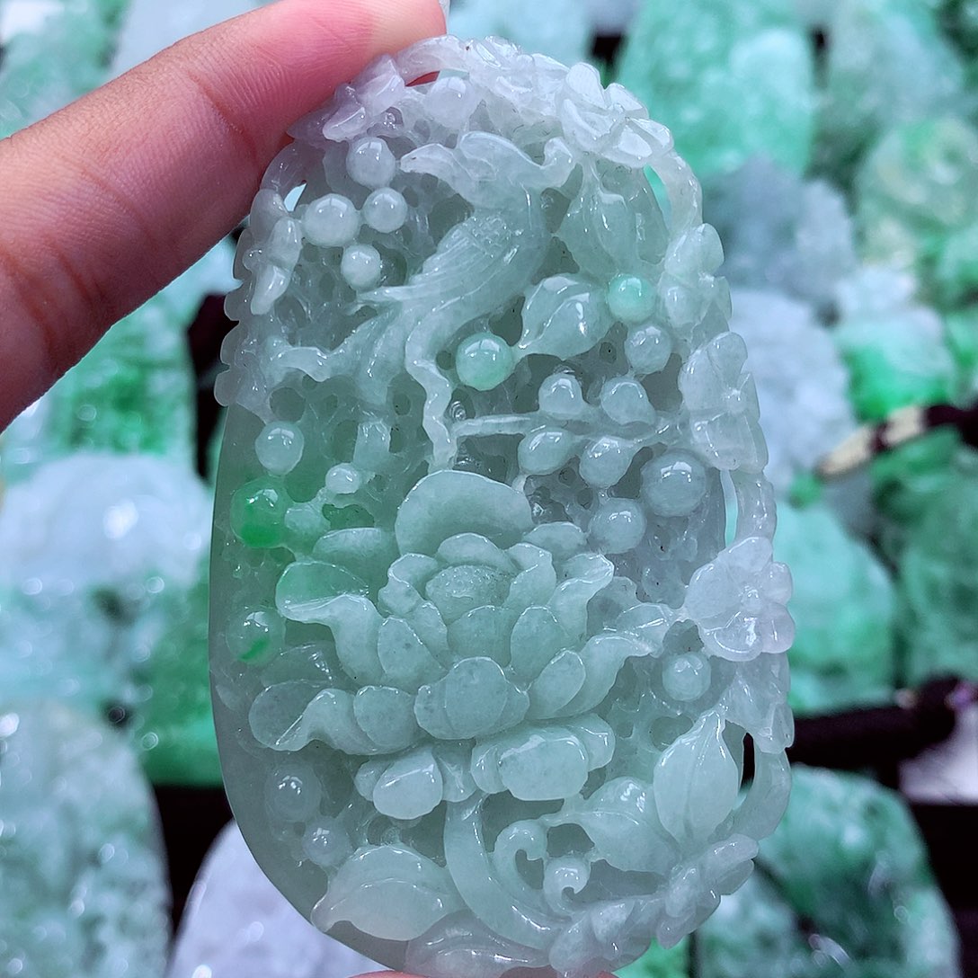 翡翠未镶嵌吊坠(不含链)