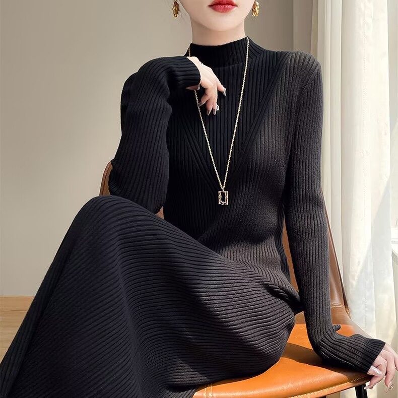 秋冬高端时尚轻奢高级感针织长裙女洋气百搭半高领保暖毛衣连衣裙