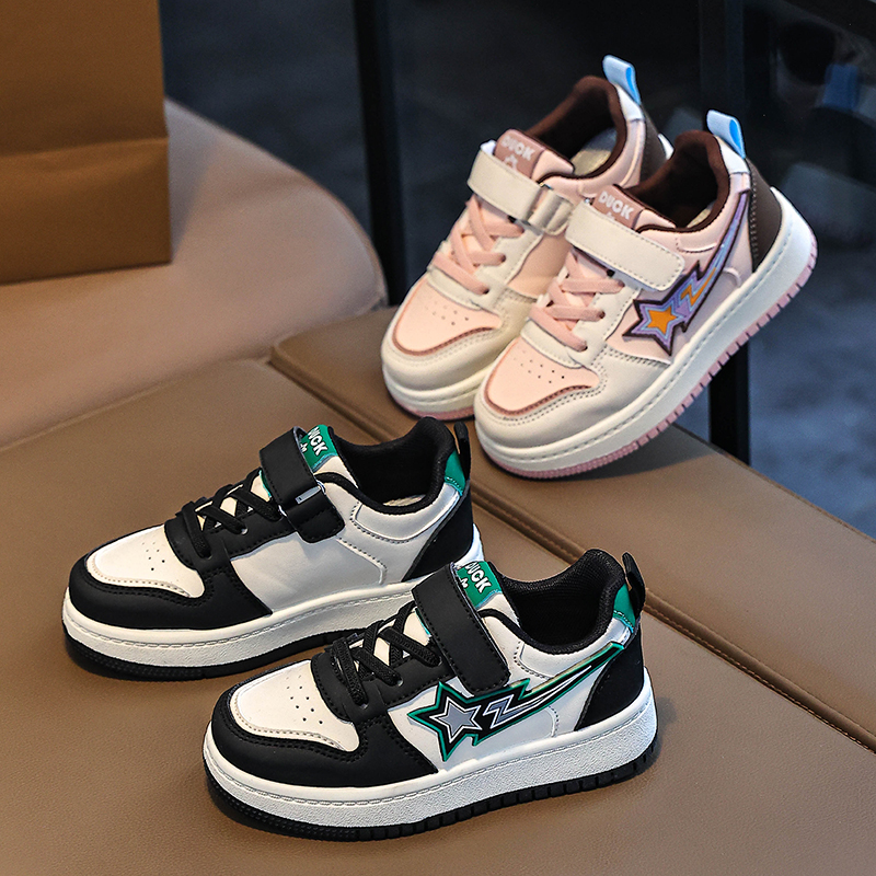 小黄鸭儿童板鞋男女童鞋子春季新款透气防水低帮板鞋中大童运动鞋