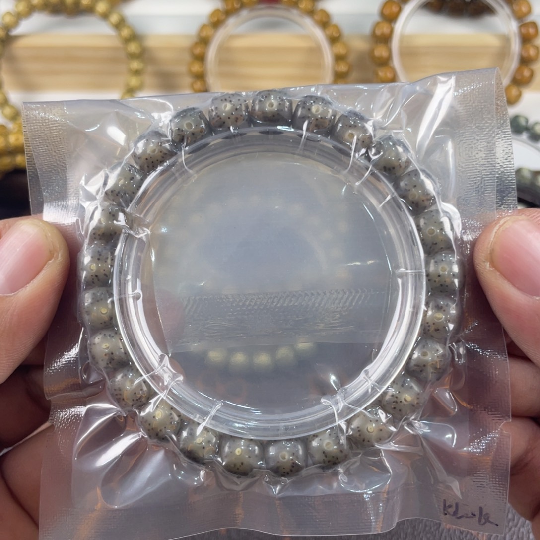 星月菩提手串灰冰果冻玉化