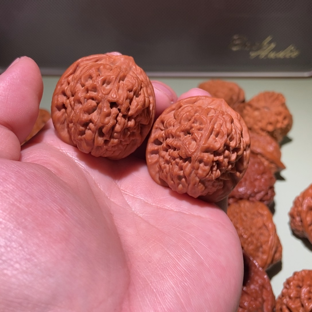 文玩核桃吊坠36莲花虎头