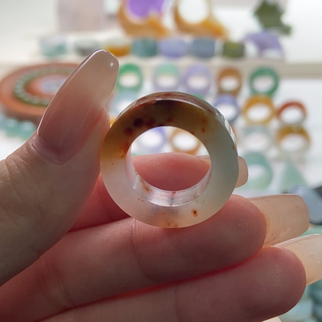 未镶嵌定制翡翠?***?定制有点干巴包容价