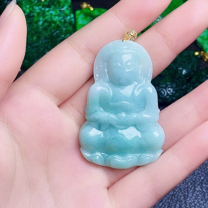 翡翠18K金镶嵌颈饰多样性