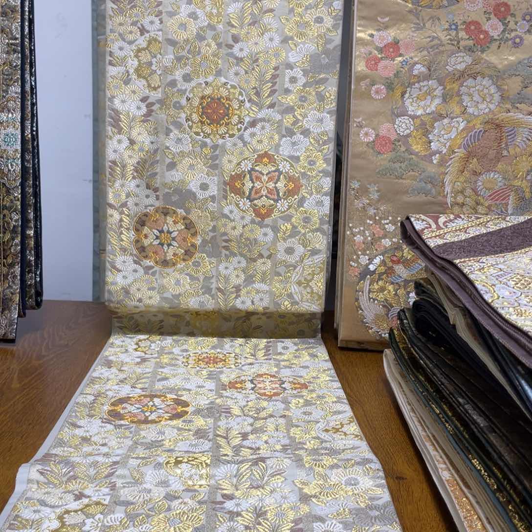 织绣织锦，织锦缎，织锦