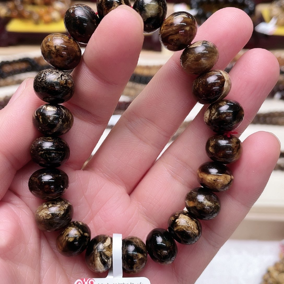 琥珀裸石未镶嵌๓****」二70048