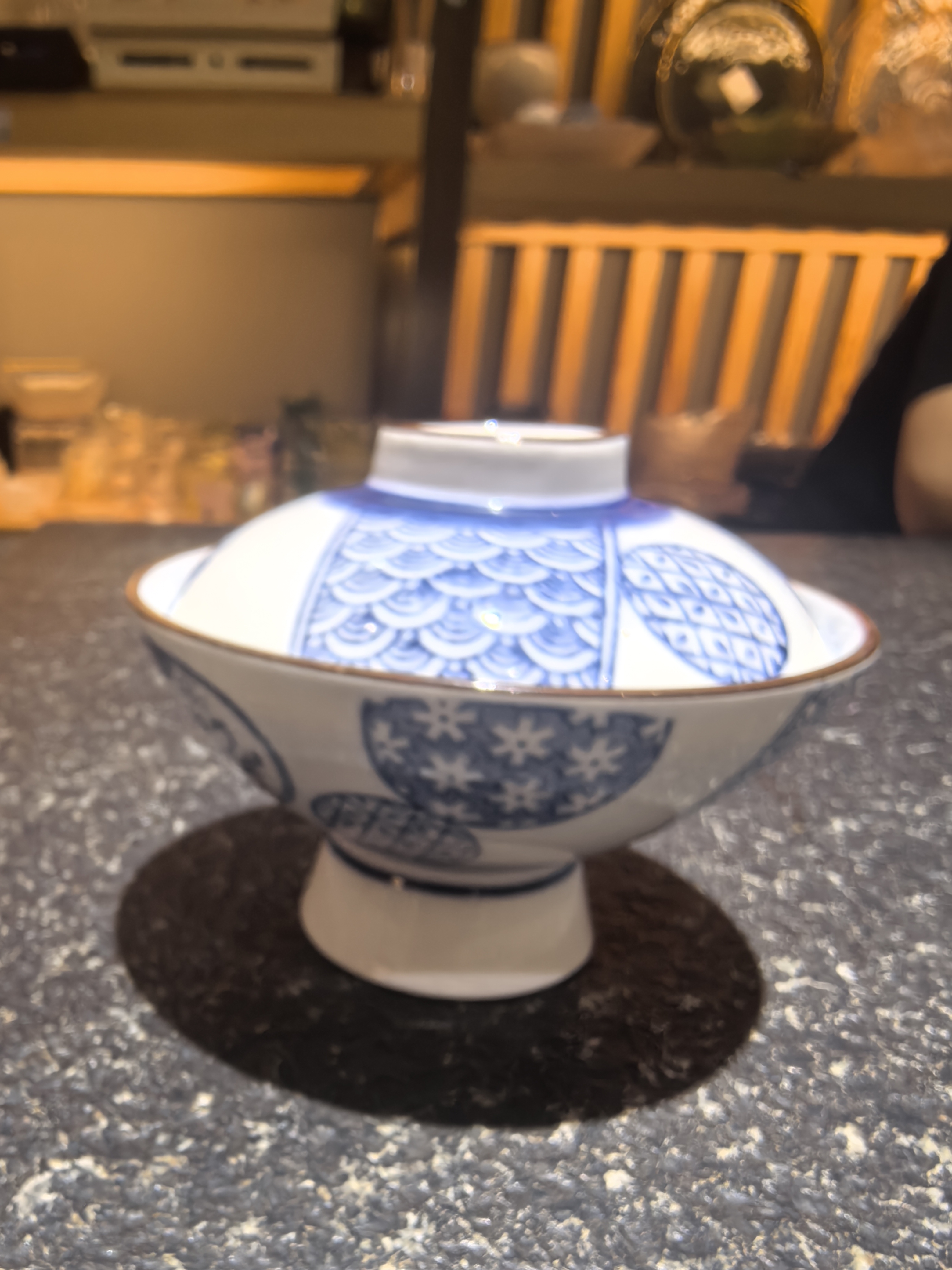 五花马陶瓷彩印兔子盖碗