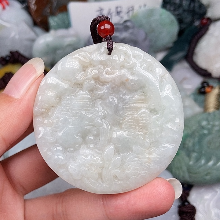 颈饰未镶嵌翡翠翡翠