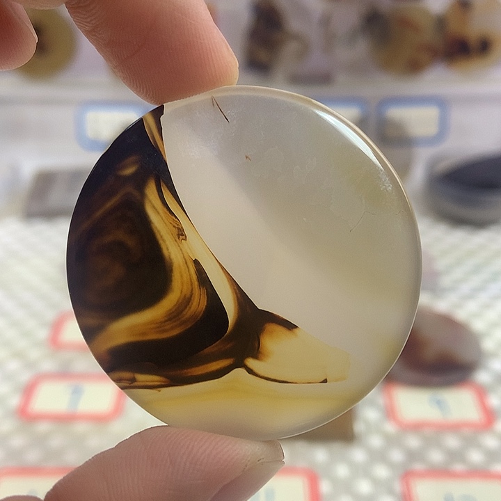 合金颈饰玛瑙/玉髓