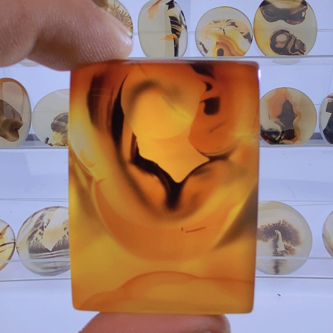 玛瑙/玉髓颈饰未镶嵌