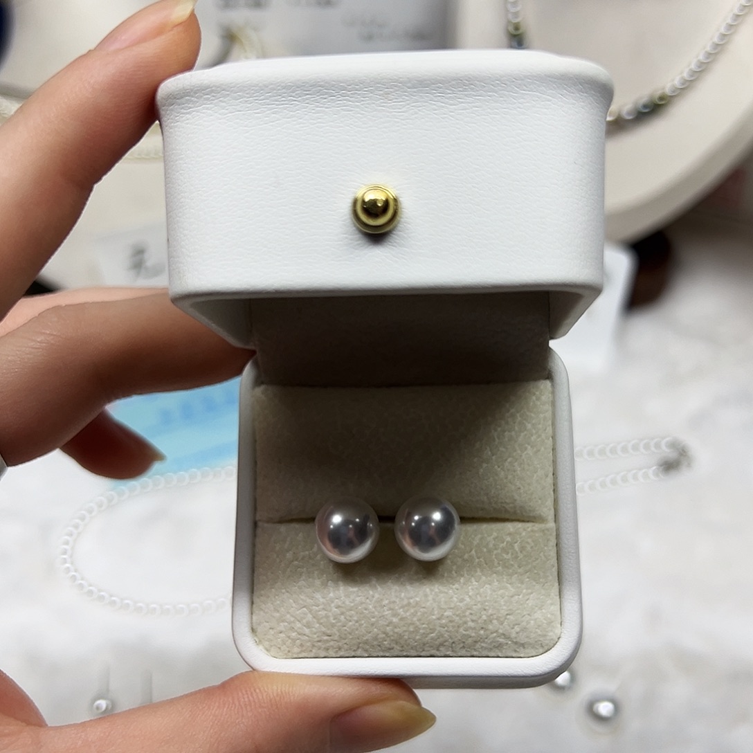 非金属925银白珠耳钉