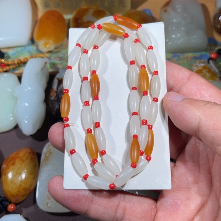 和田玉未镶嵌车挂