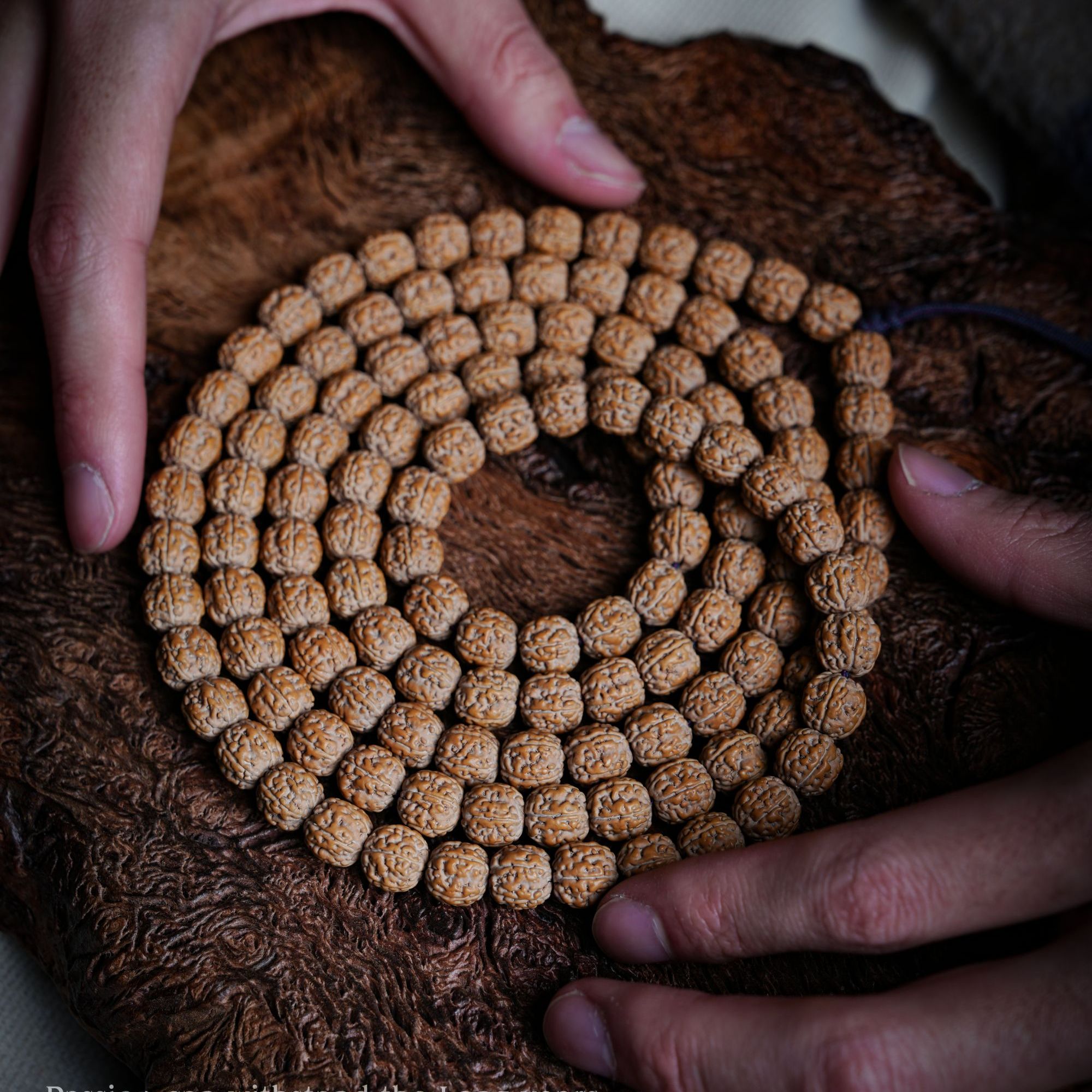 纯血一代盘龙小金刚文玩手串珠玩大师