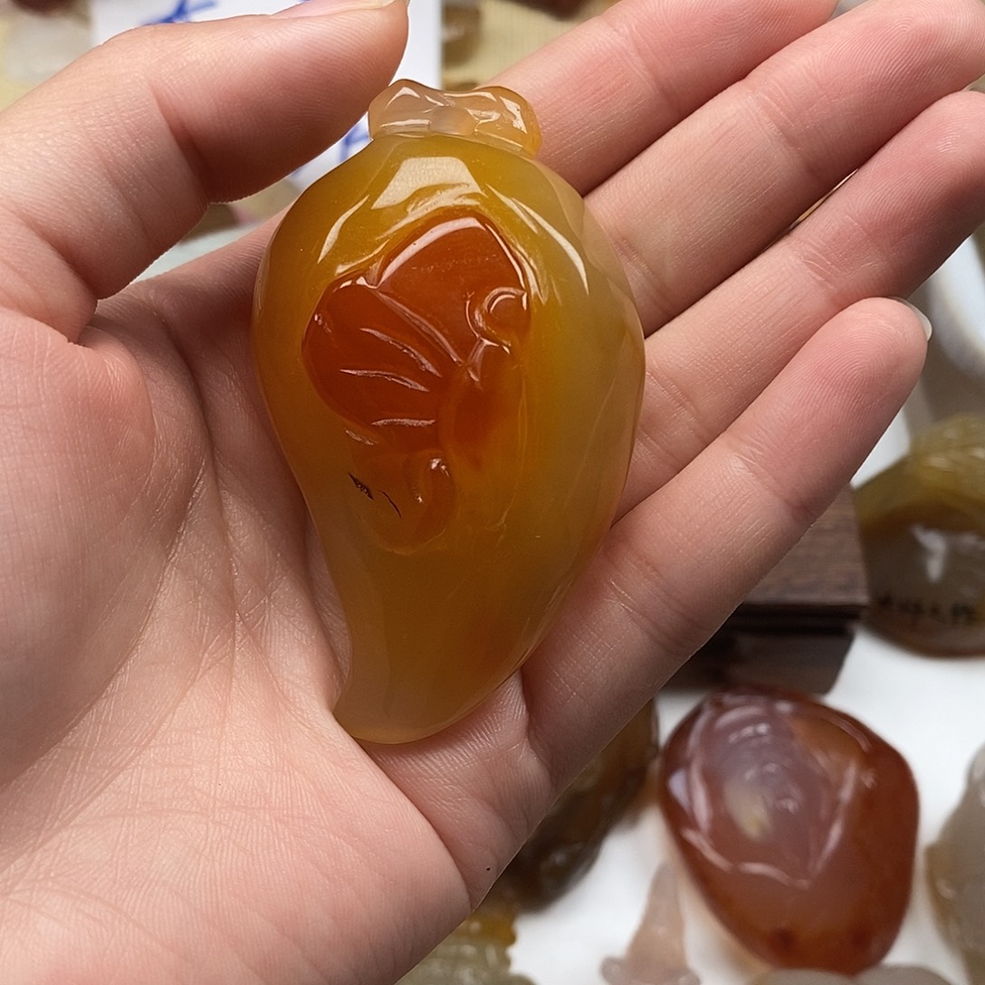 玛瑙/玉髓未镶嵌颈饰