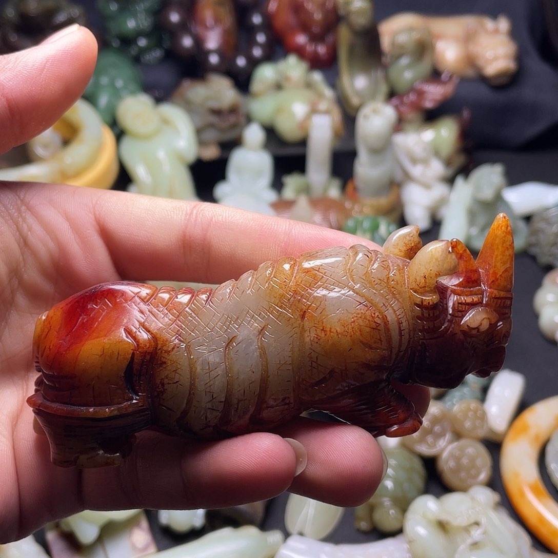 荷***9和田玉（糖玉）未镶嵌颈饰