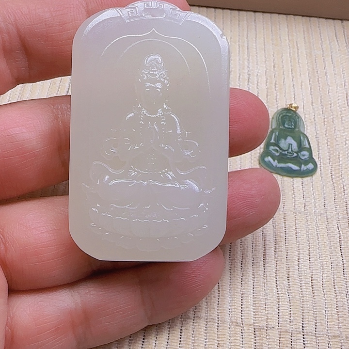 和田玉（糖玉）颈饰未镶嵌