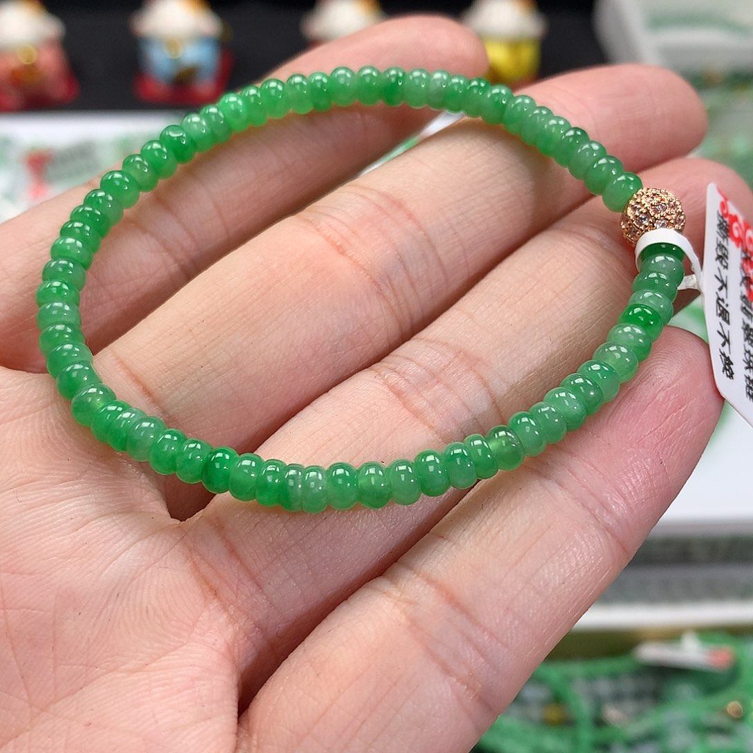 翡翠手链未镶嵌翡翠