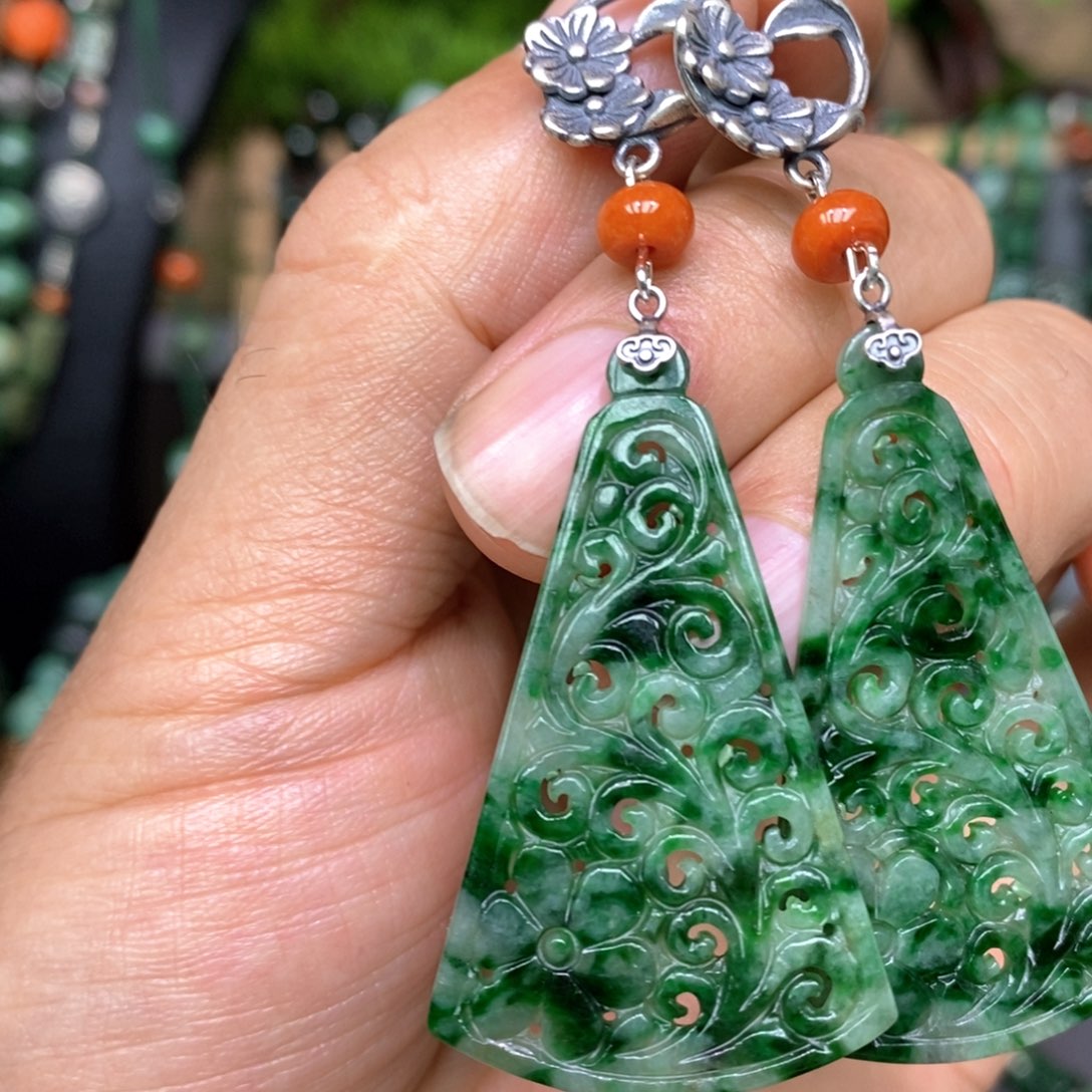 翡翠耳饰银S925镶嵌漂亮美眉
