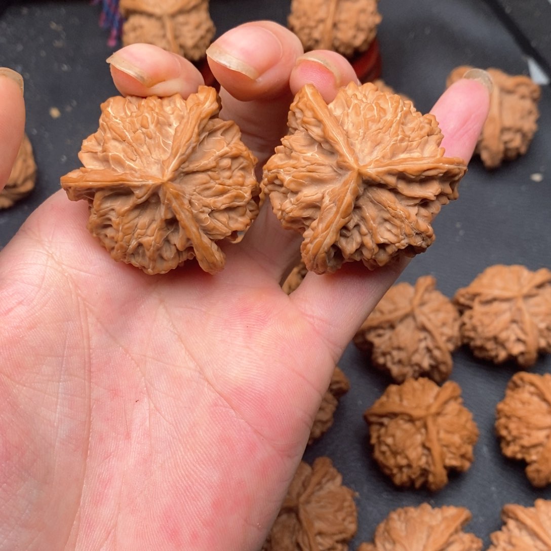 文玩核桃吊坠42正奔