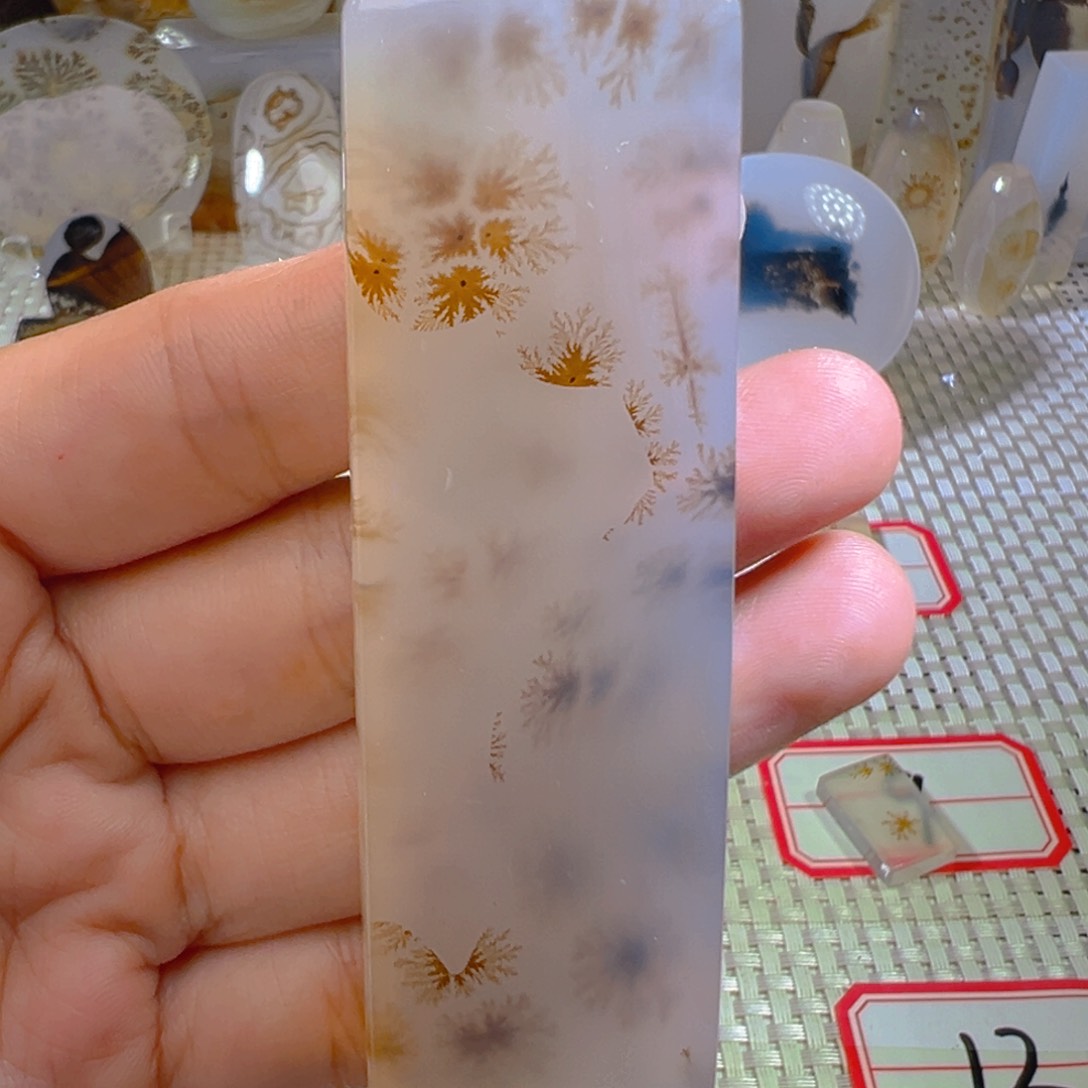 玛瑙/玉髓颈饰未镶嵌