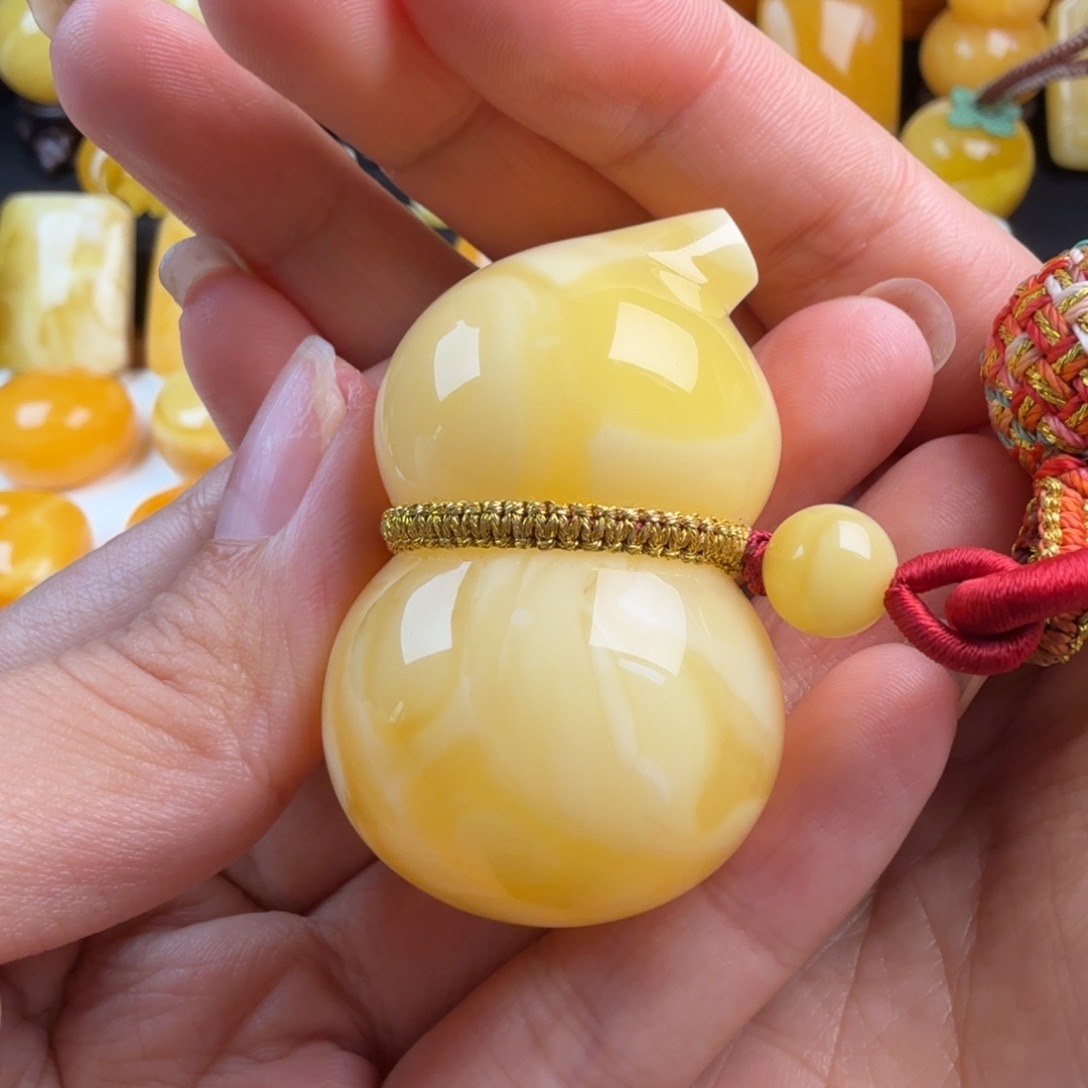 琥珀未镶嵌颈饰纯天然琥珀蜜蜡无优化