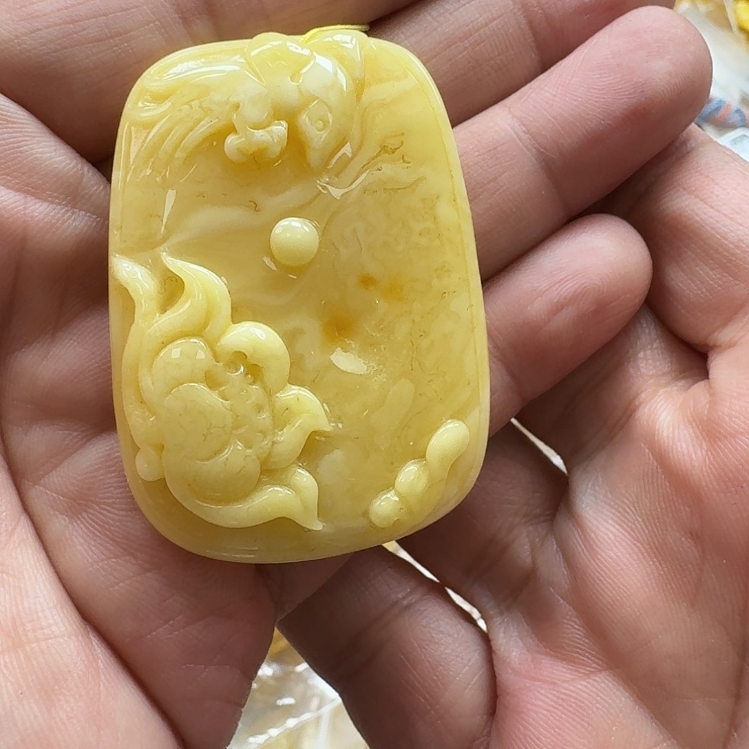 琥珀未镶嵌珠宝奇石142