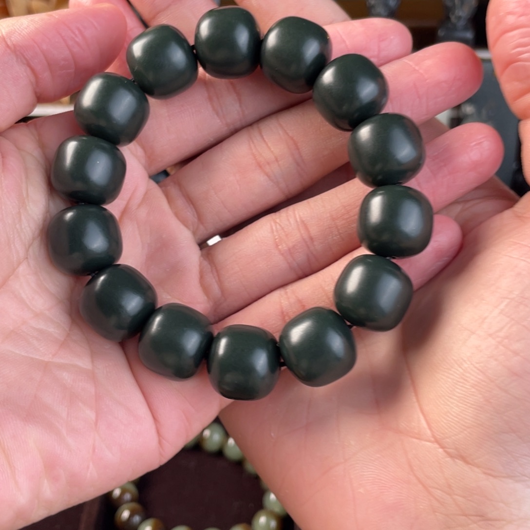 和田玉手链未镶嵌七*