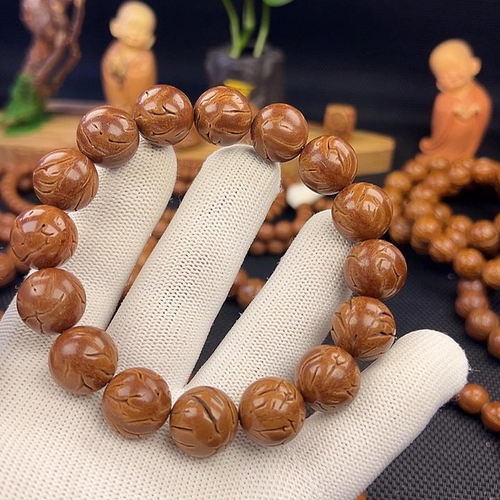 ༺***༻野生龙纹光珠桃核