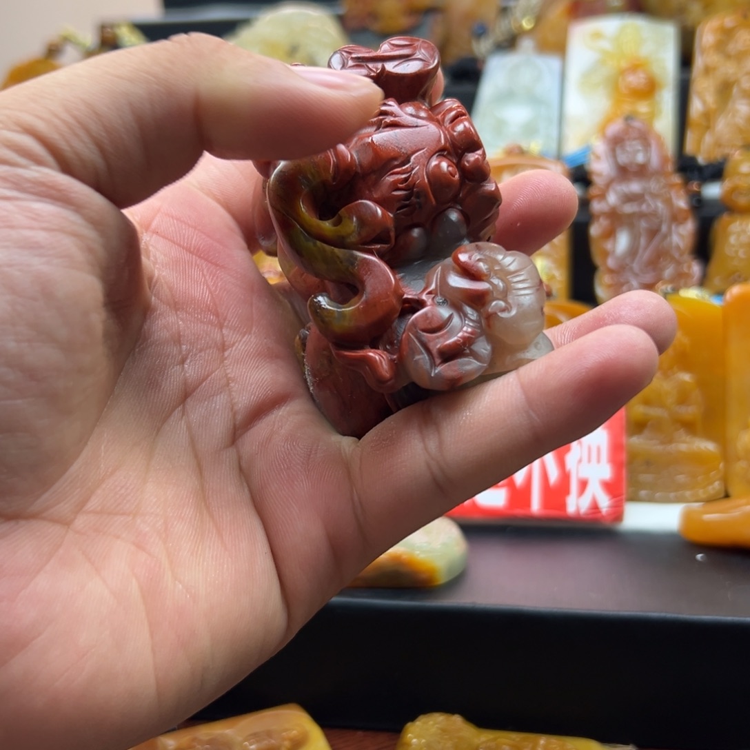 石英质玉（黄龙玉）未镶嵌hly