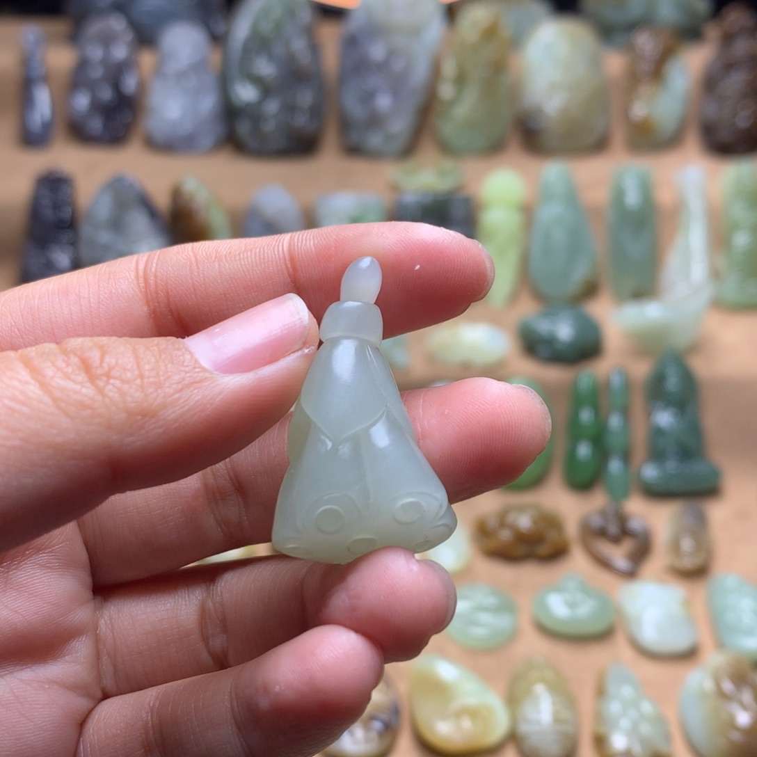 和田玉挂件未镶嵌