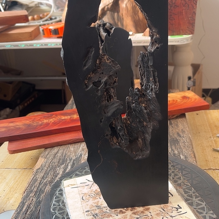 本***计苍月乌木风化随型摆件